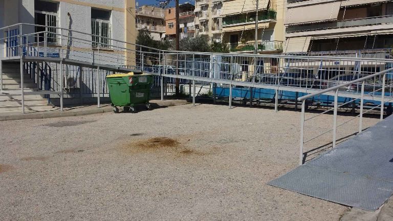 Ράμπες ΑμεΑ κατασκευάζονται στα σχολεία της πόλης