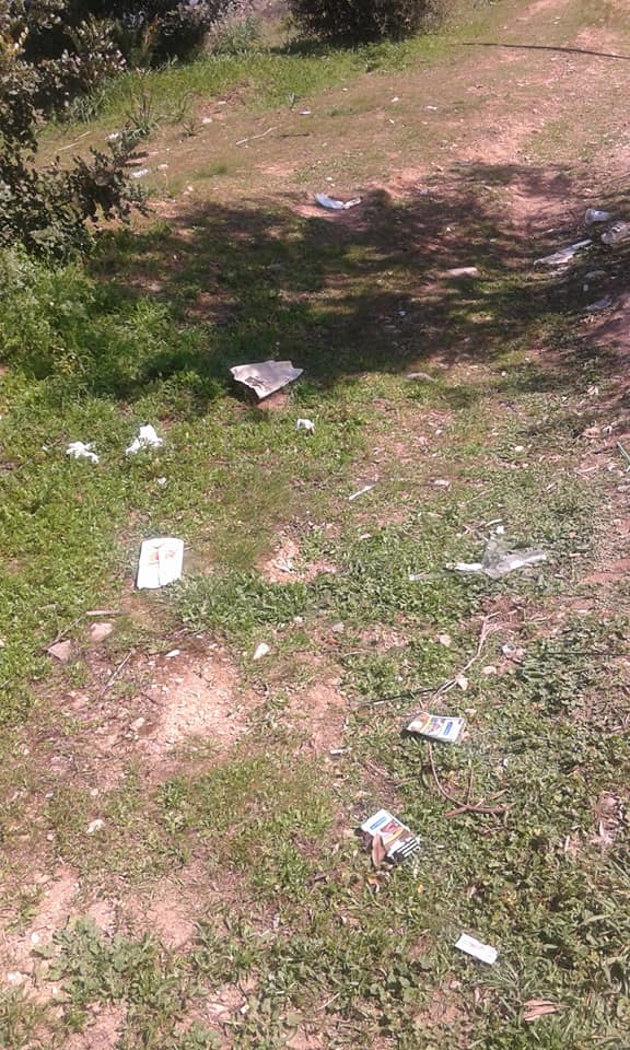 Μπορεί ο λόφος Πανί να έχει πολλούς κάδους απορριμμάτων, αλλά κάποιους δεν τους ενδιαφέρει