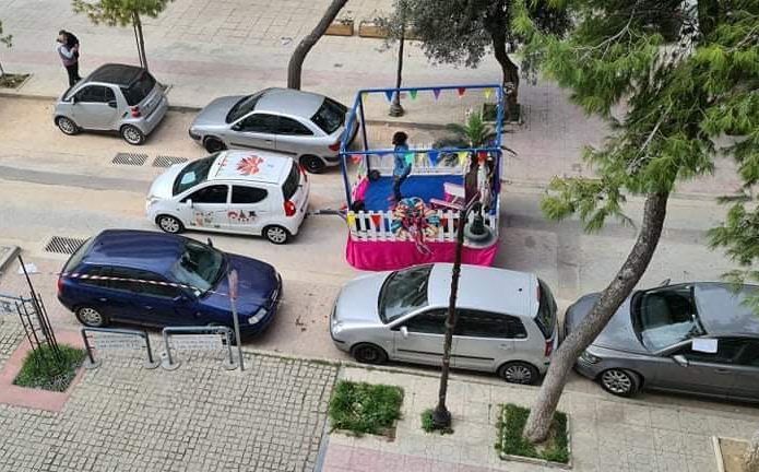 H ΔΙ.ΑΣ σταμάτησε για έλεγχο το αποκριάτικο άρμα του Δήμου