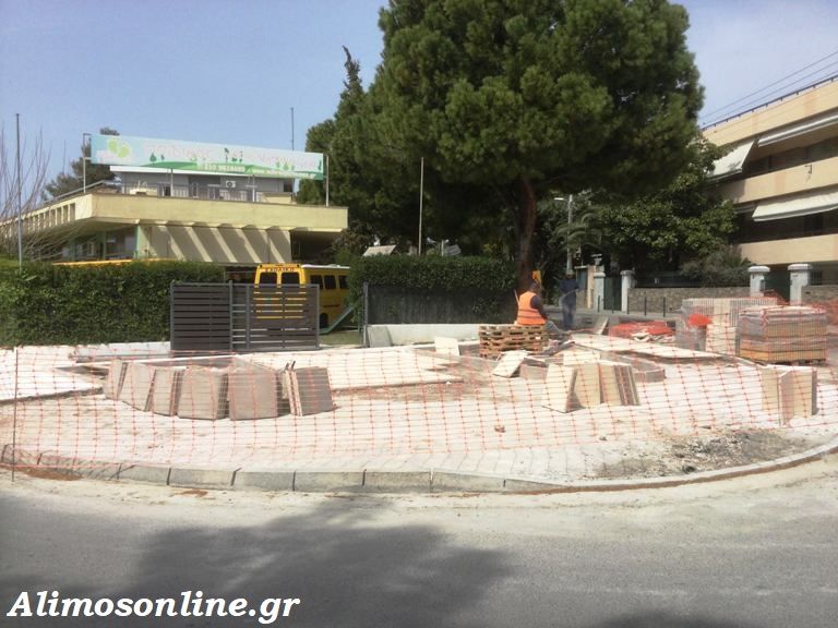 Επισκευή και επέκταση του πεζοδρομίου στην οδό Βαλιάνου