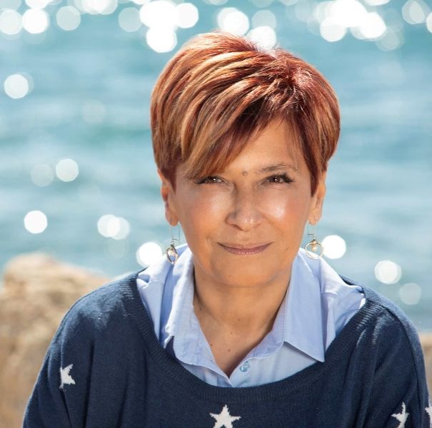 «Είμαστε σε καθημερινή επικοινωνία με τους Διευθυντές», δηλώνει η Δώρα Σύρμα για το άνοιγμα των Λυκείων