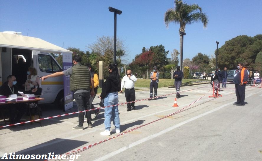 Ξεκίνησαν τα rapid test στην παραλία Αλίμου