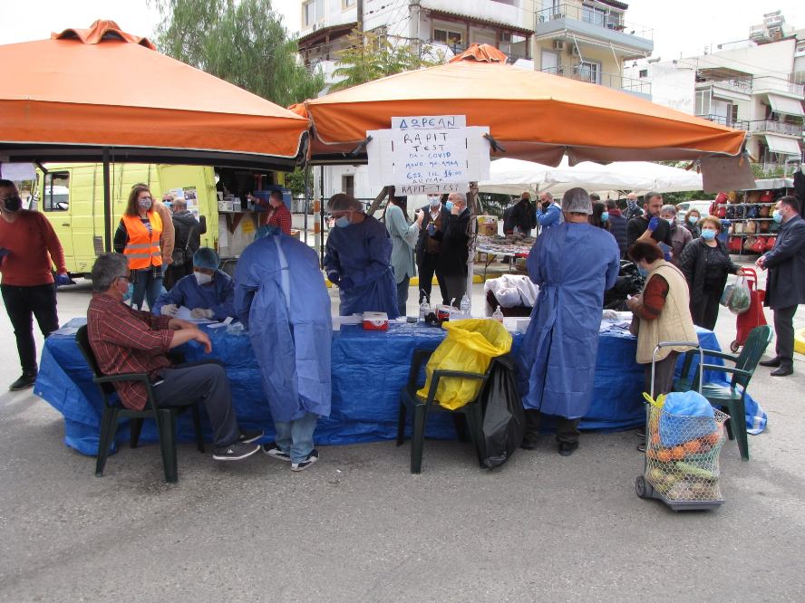 Rapid test έγιναν χθες στη λαϊκή αγορά του Άνω Καλαμακίου