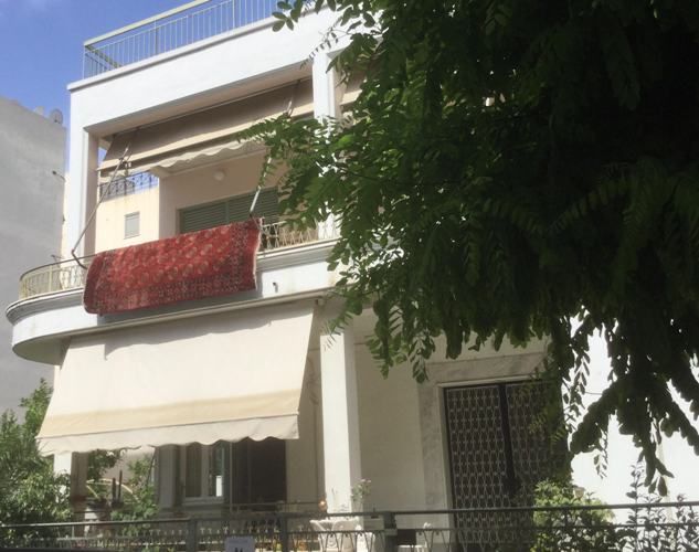 Του Αγίου Δημητρίου στρώνουμε, Κωνσταντίνου και Ελένης μαζεύουμε