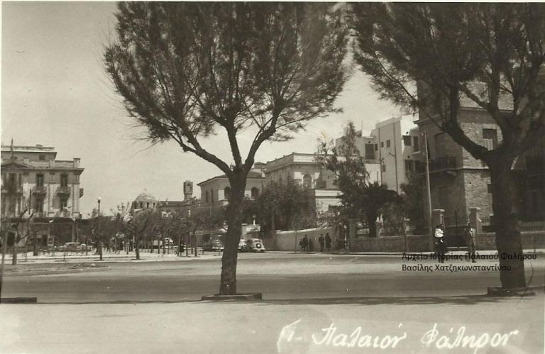 Η συμβολή της οδού Aγίου Αλεξάνδρου και της Λ. Ποσειδώνος τη δεκαετία του ΄50