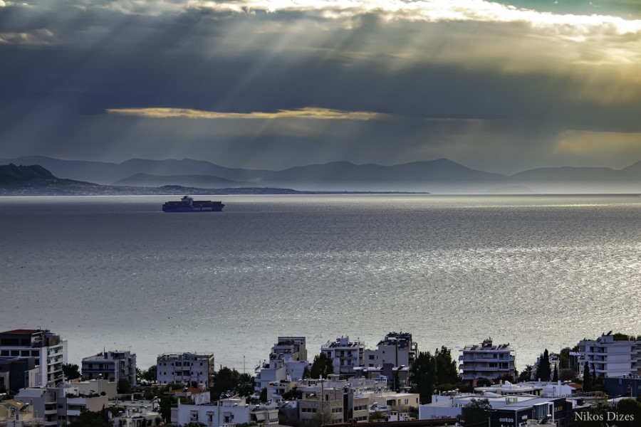 Υπέροχες φωτογραφίες από τον συννεφιασμένο Άλιμο