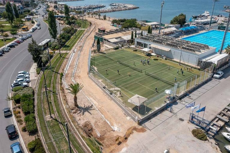Μέσα στο καλοκαίρι θα είναι έτοιμο το πρώτο τμήμα της παραλίας Γλυφάδας