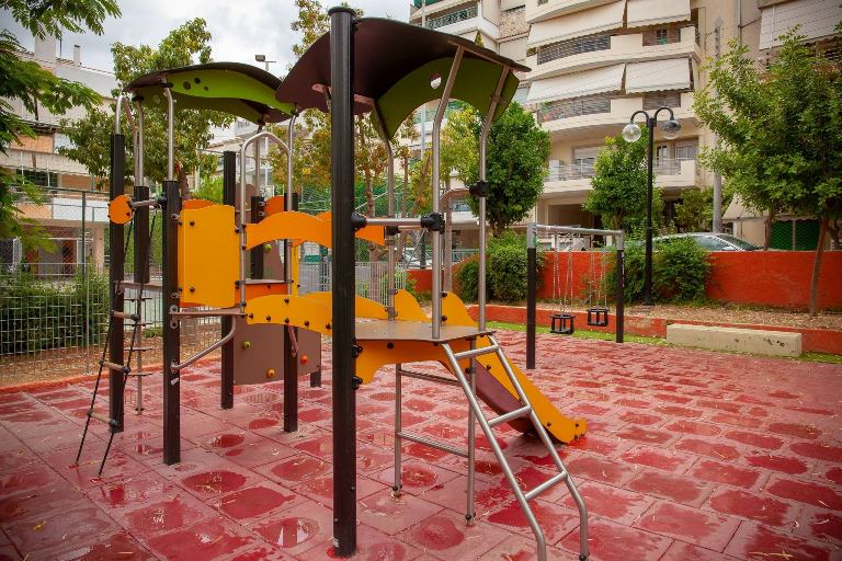 Ανακαινίστηκαν τέσσερις Παιδικές Χαρές στον Άγιο Δημήτριο