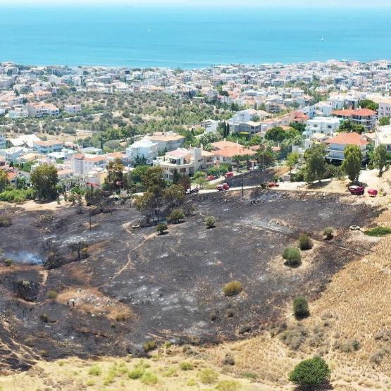 Χειροπέδες σε μελισσοκόμο για τη φωτιά στο Πανόραμα Βούλας