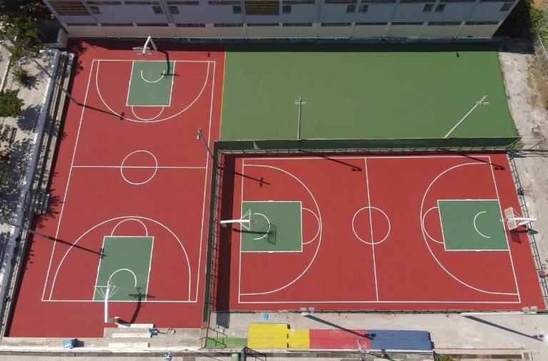 Ολοκληρώθηκε η αναβάθμιση του προαυλίου του 2ου και 4ου Γυμνασίου Αλίμου