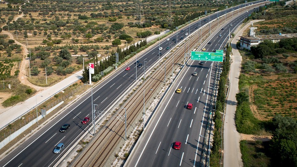 Το 2022 ξεκινούν τα εργοτάξια για τις τρεις επεκτάσεις της Αττικής Οδού