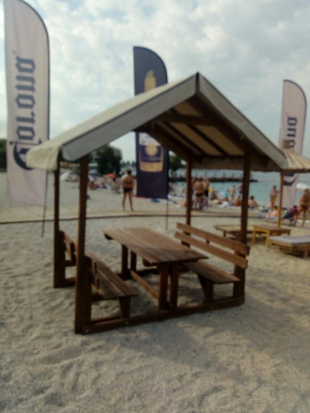 Στην παραλία Αλίμου το πρώτο υπαίθριο στέγαστρο καπνιστών