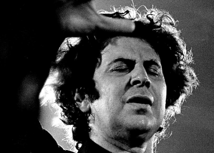 «Έφυγε» ο Μίκης Θεοδωράκης