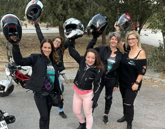 Οι γυναικείες παρουσίες του Alimos Classic Motorbike Sunday