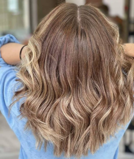 To Pearl Blonde είναι η απόχρωση που φέτος θα κυριαρχήσει στο balayage