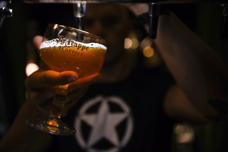 Με μία κρύα μπίρα από την «O’ Canto Pub» το βράδυ της Δευτέρας γίνεται αμέσως καλύτερο