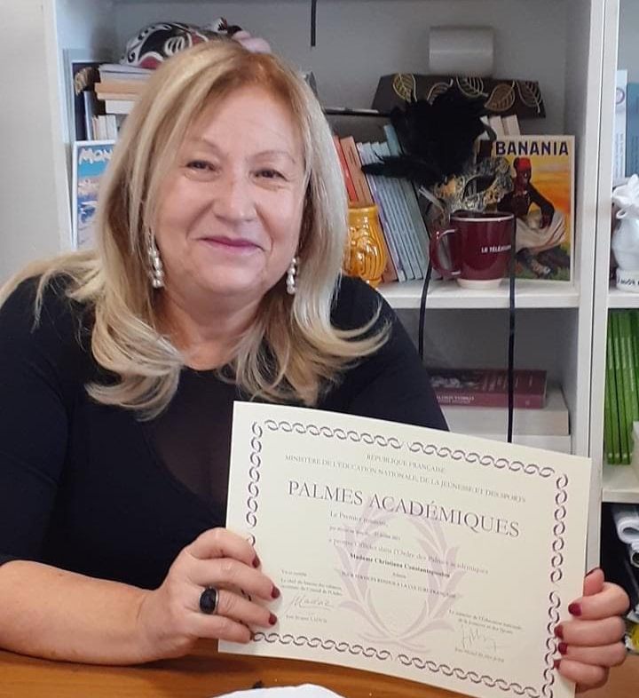 Η Αλιμιώτισσα Χριστιάνα Κωνσταντοπούλου τιμήθηκε με ανώτατη τιμητική διάκριση από το Γαλλικό Υπουργείο Παιδείας