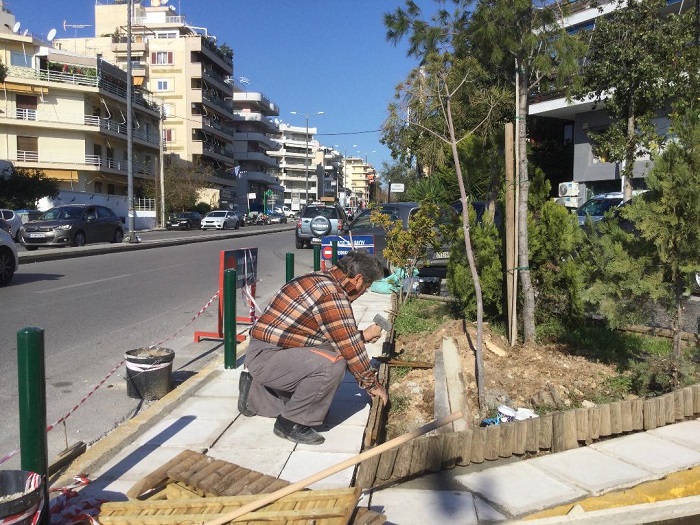 Διαμόρφωση του μικρού τριγώνου στη συμβολή της Λεωφόρου Αμφιθέας με την Αριστοτέλους 