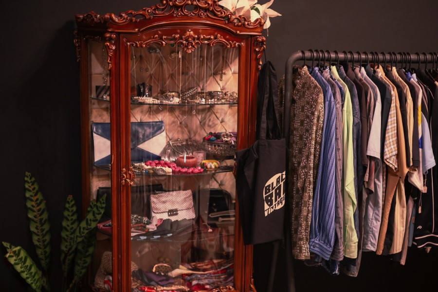 Black Bag Vintage: Το νέο κατάστημα με vintage και second hand ρούχα στον Άλιμο