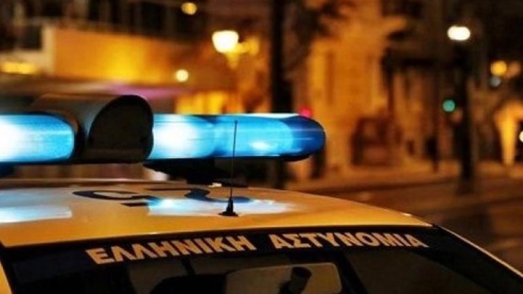 Ομάδα αγνώστων επιτέθηκαν σε αστυνομικό στην Ηλιούπολη