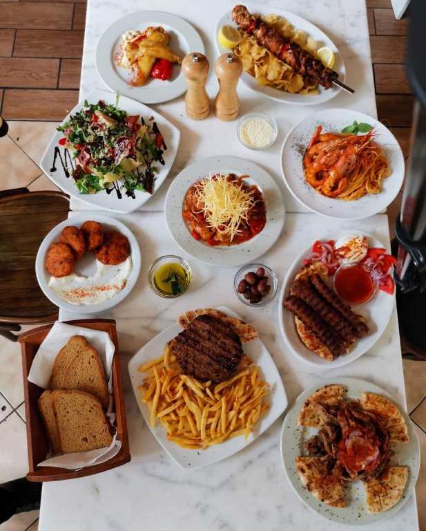 Το μεζεδοπωλείο «Αλιμανάκι» είναι μία σταθερή αξία στην Αγορά Θουκυδίδου