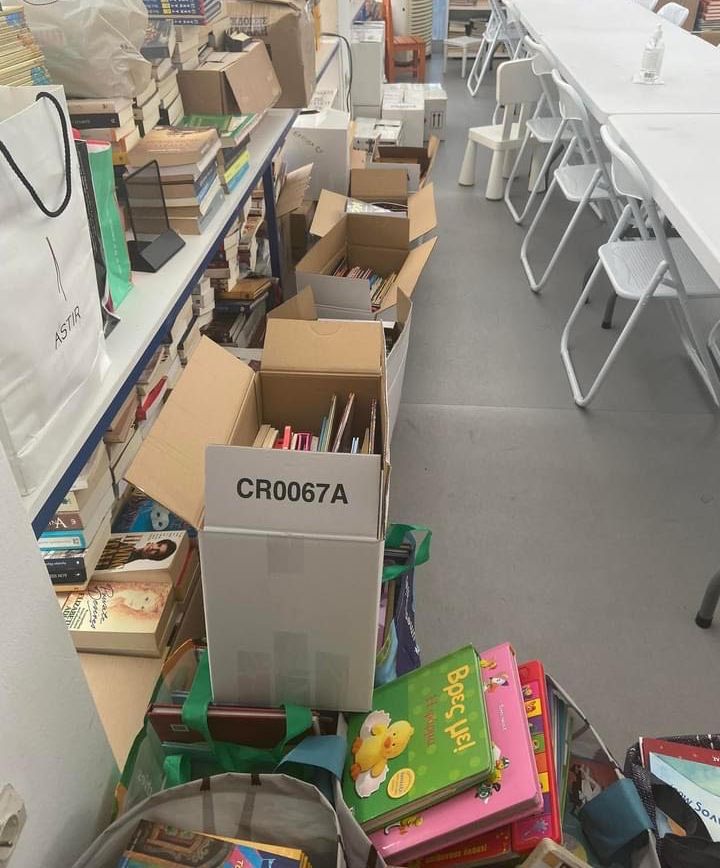 Περισσότερα από 1.500 βιβλία δώρισαν οι Αλιμιώτες στο ογκολογικό τμήμα του νοσοκομείου Παίδων