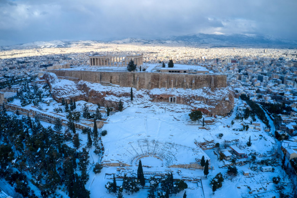 Κακοκαιρία Ελπίς: Αργία και αύριο