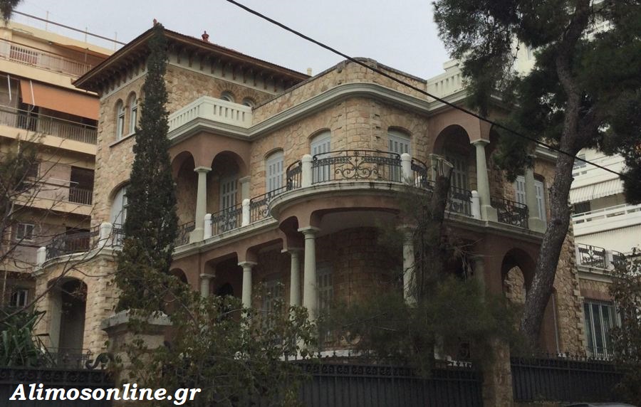 Σε αυτήν την έπαυλη στο Παλαιό Φάληρο έζησε η πρώτη Ελληνίδα Μις Ευρώπη, Αλίκη Διπλαράκου