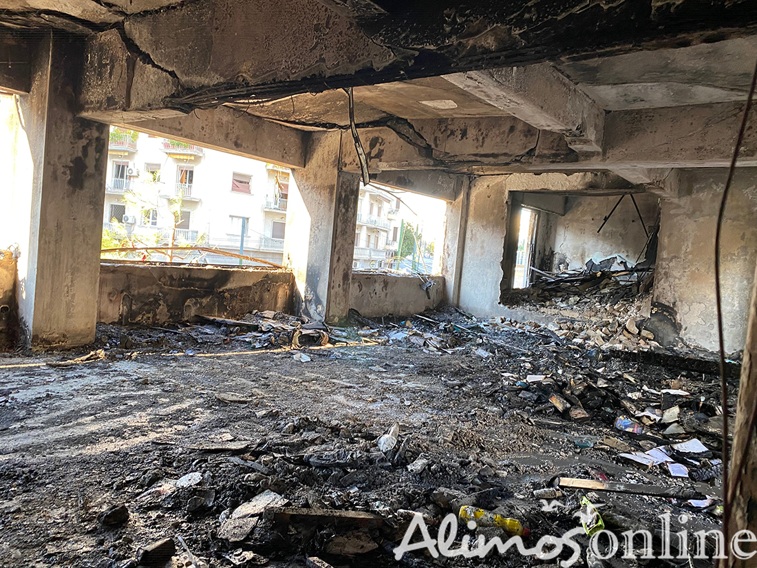 Αποκλειστικές φωτογραφίες και μαρτυρία από Αλιμιώτη εργαζόμενο του κτιρίου της οδού Συγγρού που έγινε η έκρηξη