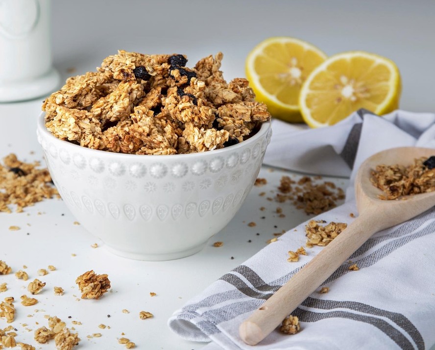 Η γκρανόλα με γεύση lemon blueberry της Phil’s έγινε γρήγορα αγαπημένη μας