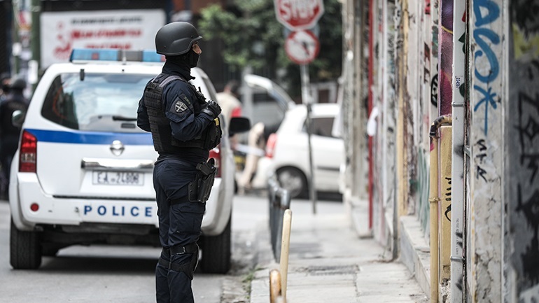 Έφοδοι της ΕΛ.ΑΣ. σε οργανωμένους συνδέσμους οπαδών στην Αθήνα – Έγιναν σε Μπραχάμι και Ηλιούπολη