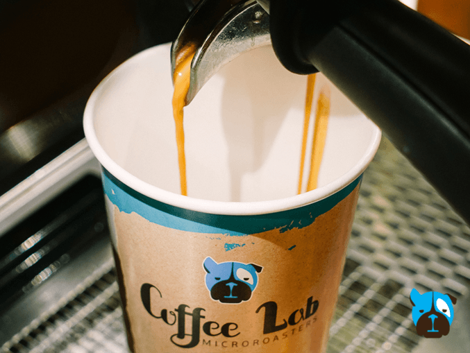 «I γαβ U»: Κάθε φορά που πίνετε Coffee Lab, βοηθάτε ένα αδέσποτο από το Save A Greek Stray