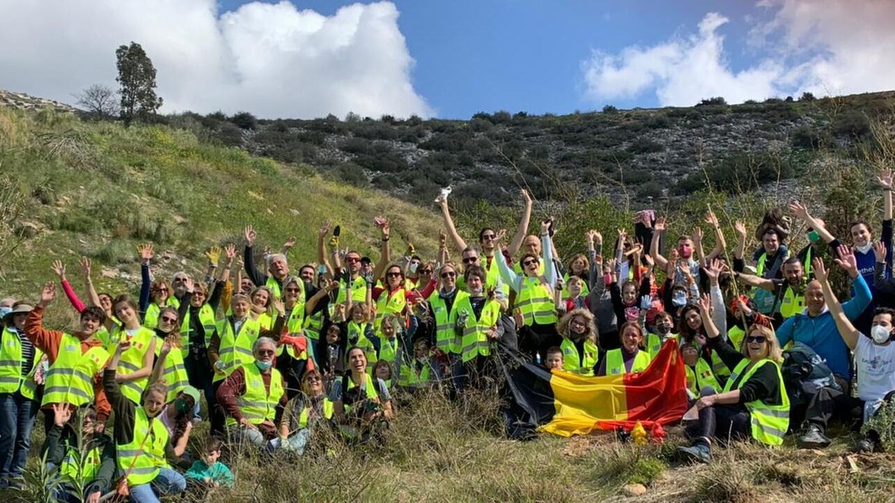  500 δέντρα φύτευσε η πρεσβεία του Βελγίου στον Υμηττό 