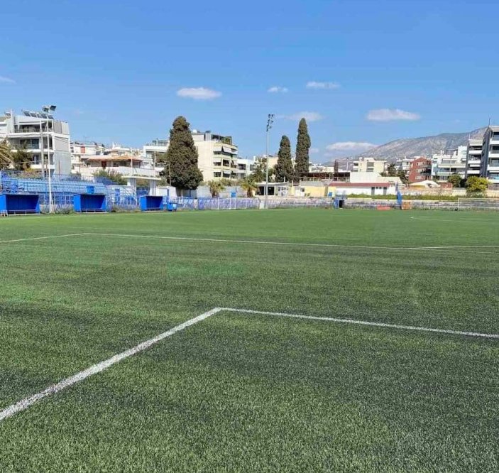 Ολοκληρώθηκε η συντήρηση του χλοοτάπητα στα γήπεδα του Αλίμου