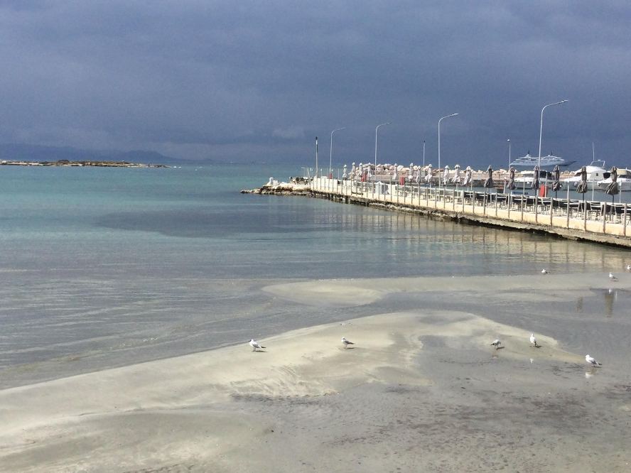 Δεν έχει επανέλθει ακόμη η στάθμη της θάλασσας μετά την φετινή άμπωτη