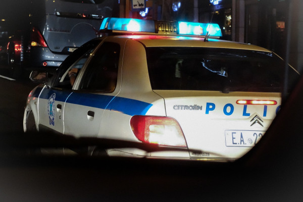 Ένας νεκρός και τρεις τραυματίες σε τροχαίο στη Λεωφόρο Ποσειδώνος στο ύψος του Φλοίσβου