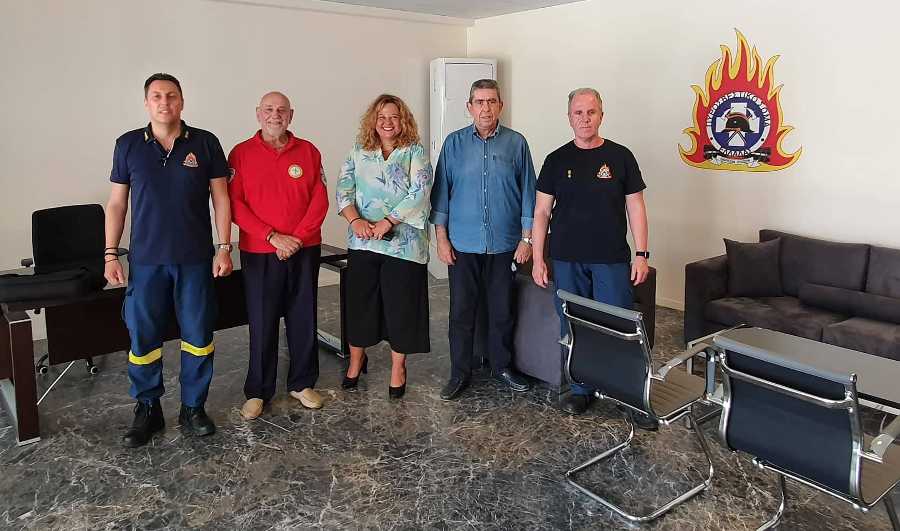 Ο Δήμος Αλίμου στον 8ο Πυροσβεστικό Σταθμό