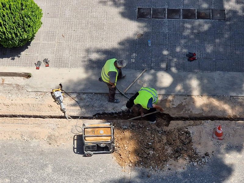 Εργασίες επέκτασης του δικτύου οπτικών ινών στον Άλιμο
