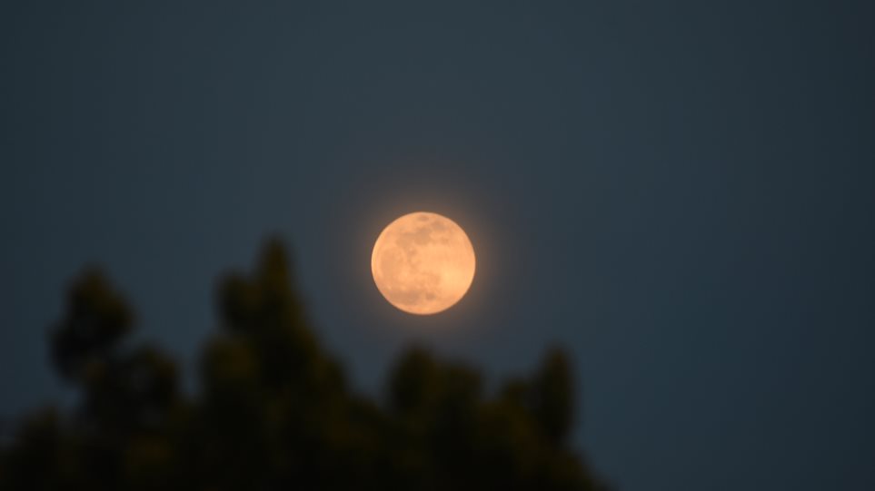 Αύριο η πρώτη υπερπανσέληνος της χρονιάς