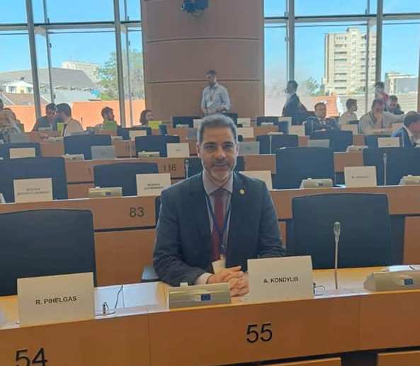 Ανδρέας Κονδύλης: Ο πρώτος Έλληνας αυτοδιοικητικός στο Προεδρείο του Renew Europe