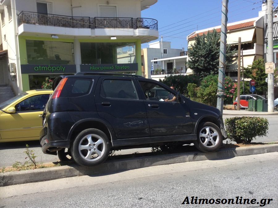 Τροχαίο στη λεωφόρο Θεομήτορος