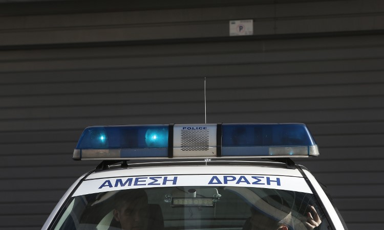 Δύο άτομα συνελήφθησαν στον Παλαιό Άλιμο