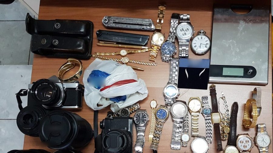 Βούλα: Χειροπέδες σε 40χρονη οικιακή βοηθό που «ξάφριζε» σπίτια