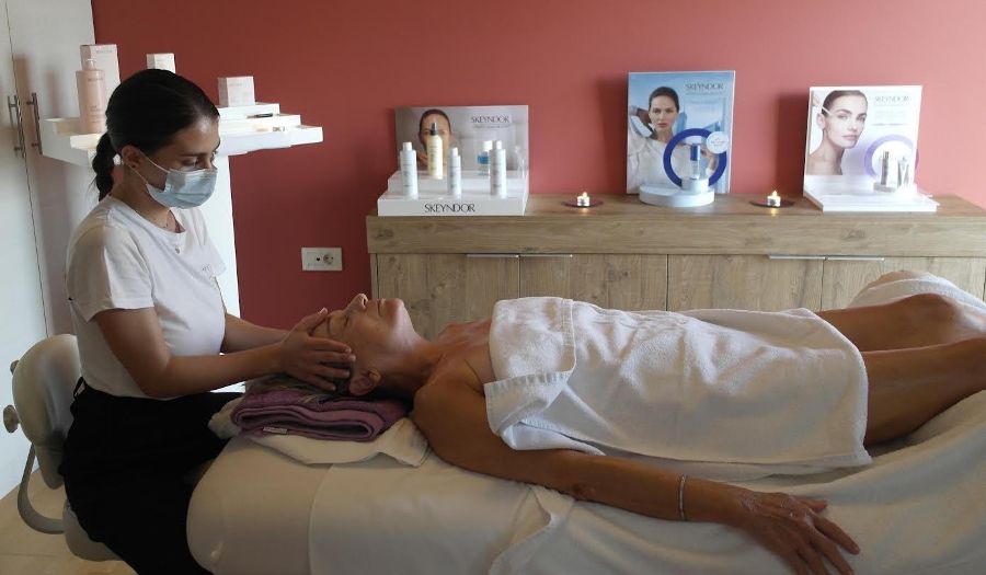 Απολαύστε τη μαγεία του Wellness and Spa στο συγκρότημα «Scale Suites» στον Άλιμο