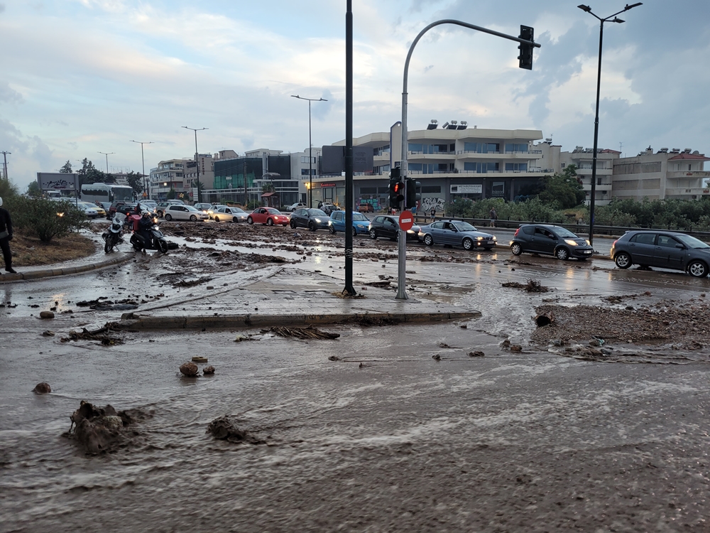 Η ανακοίνωση του δήμου Βάρης Βούλας Βουλιαγμένης για τις πλημμύρες της Τρίτης