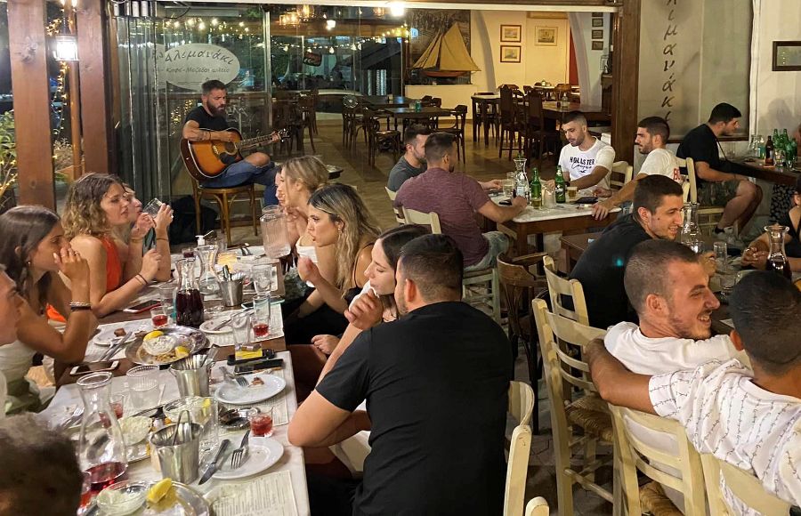 Ο Κυριάκος μας περιμένει αύριο στο «Αλιμανάκι»