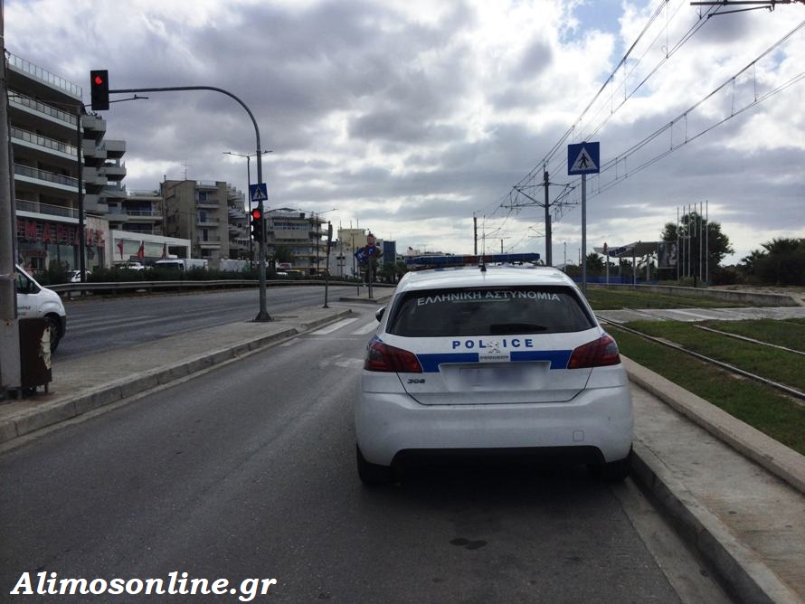 Τροχαίο ατύχημα στον παράδρομο της παραλιακής