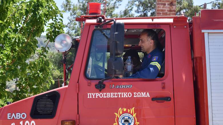 Γλυφάδα: Πυρκαγιά ξέσπασε σε διαμέρισμα