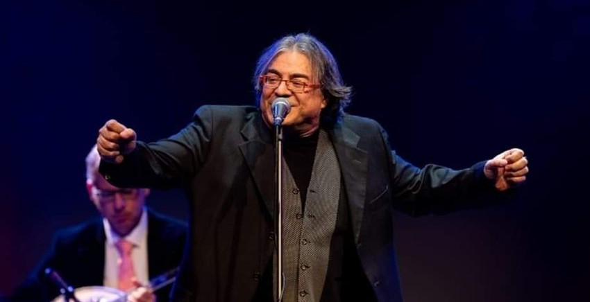 Σήμερα η παρουσίαση βιβλίου του Παντελή Αμπαζή στη θεατρική σκηνή Αλίμου
