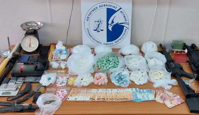Τέλος στη δράση κυκλώματος διακίνησης ναρκωτικών σε Βόρεια και Νότια Προάστια